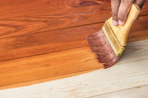Verniciatura opere in legno